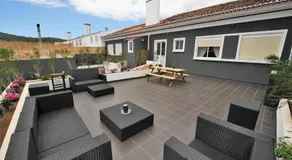 Angra Bed & Breakfast - Image 3