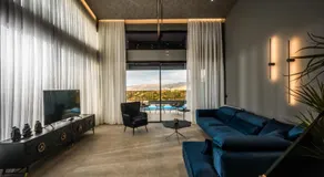 Villa mit Garten, Pool und Grill | Bergblick - Image 3