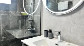 STAY Lumiere House - Image 3