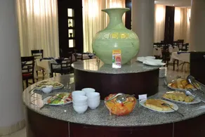 Bolingo Hotel - Image 4