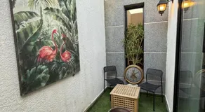 1BR Private Enterance & Courtyard, Near Airport - Image 3