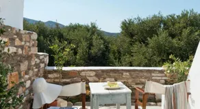Skaris Guesthouse Tinos - Image 4