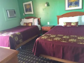 Sleep-ees Inn, Saginaw & Frankenmuth - Image 5