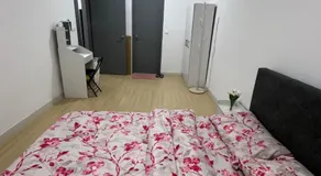 M ARISA 2BR DnDHstay - Image 2