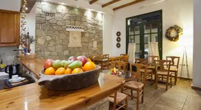 Artemis Hotel - Image 5