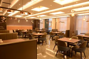 GreenTree Eastern Hotel Dezhou Qingyun Yingcai Road Financial Building - Image 5