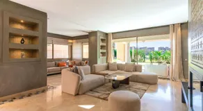 Luxury Villa Private Pool & Golf View 7 min to center - Image 2