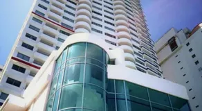 Apartamento Familiar con Vista al Mar en Bocagrande Cartagena - Image 3