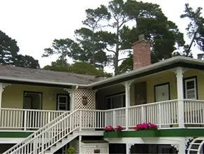 Carmel Inn & Suites - Image 5