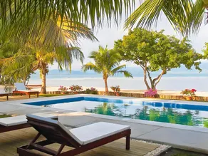 Dos Palmas Island Resort and Spa - Image 2