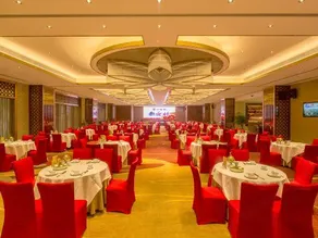 Hua He International Hotel - Image 4