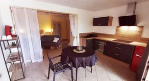 Gîte avec piscine en sud Ardèche - Lou Quieou - Image 2
