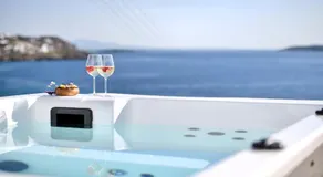 Etere Luxury Suites - Image 4