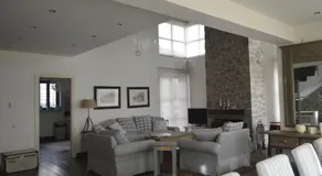 Sansa Stark Chalet - Image 3