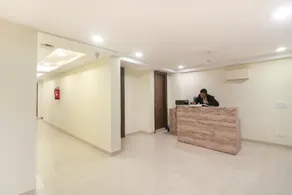 Hotel O Comfort Residency Near Artemis Hospital - Image 4