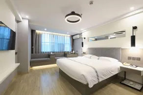 Urban Garden Hotel Chengyang District Government Liuting Airport - Image 2