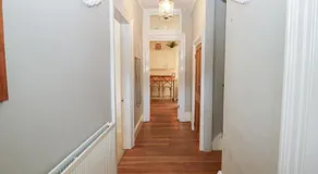 Hampton Manor House - 9 Bedrooms - Image 5
