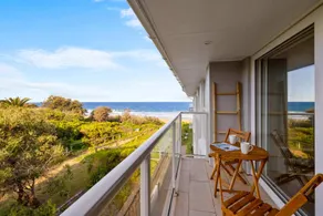 Royal Surf - Beach Front Paradise - Image 4