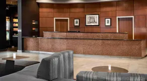 Courtyard by Marriott Newark Elizabeth - Image 2