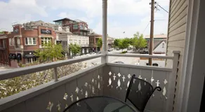 Dickson Street Inn - Image 5