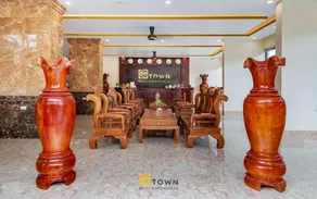 Luxy Park Hotel & Apartments - MTown - Image 3