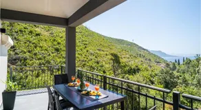 Luxurious Home In Trstenik - Image 3