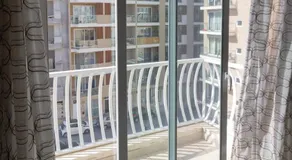 Modern & Central 2 bedroom & 2 bathrooms apartment - Image 2
