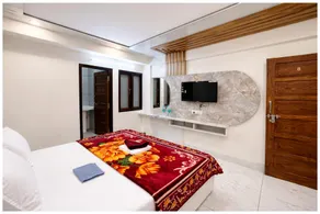 Goroomgo Mid Town Inn Nainital Near Mall Road and Lake - Image 5