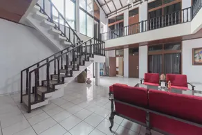 RedDoorz Syariah near Taman Kota Kuningan - Image 2