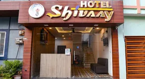 FabHotel Shivay - Image 3