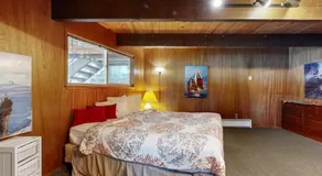 Superb lakefront home with mountain & lake views fireplace tennis & washer&dryer - Image 2