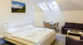 Hotel Valdes - Image 2