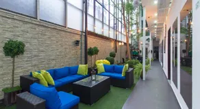 V Garden Hotel - Image 4