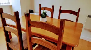 17 Crusader House - Image 4