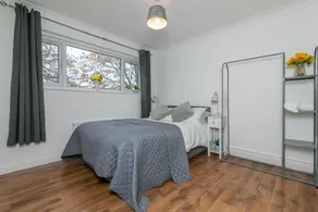 Parkview Guesthouse - Image 5