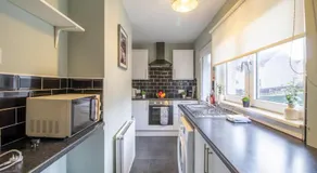 Culzean House - 2 Bedrooms in Coatbridge - Image 3