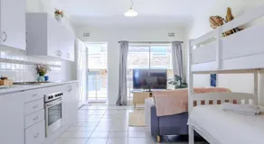 Top Location Beachside Apartment - Image 2