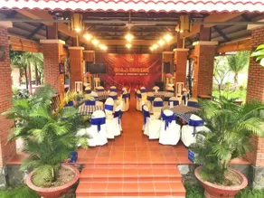 Rooster Mekong Resort - Image 3