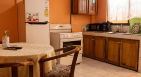 Marta's Guesthouses, apartamentos con entrada autonoma - Image 2