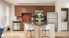 Cozy Oasis in Marina Del Rey!Free Swimming Pool and Parking - Image 4