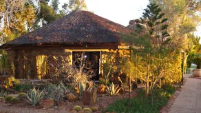 Inverdoorn Game Reserve Lodge - Image 4