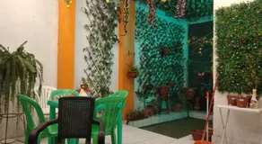 Amalfi's Place - Image 4