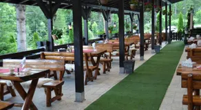 Hanul Izvorul Rece Sinaia - Image 3