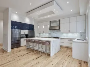 Executive Luxury Room Downtown Toronto - Image 4