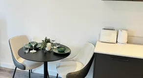 Stylish Modern 1-Bed Apartment - Image 2