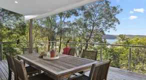 Bouddi Bush Retreat with Bay Views - Image 5