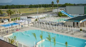Hotel Saturday - Image 3