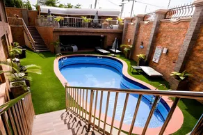 Corinthia Villa Hotel - Image 5