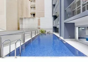 A Spacious 2BR Apt with an Amazing View Over Darling Harbour - Image 4
