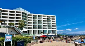 APPARTEMENT MODERNE Résidence LUXE MANDELIEU CANNES PLAGE PRIVÉE PISCINE TENNIS CASINO RESTO - Image 5
